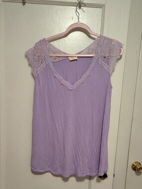 Lavender Lace-Trim V-Neck Camisole